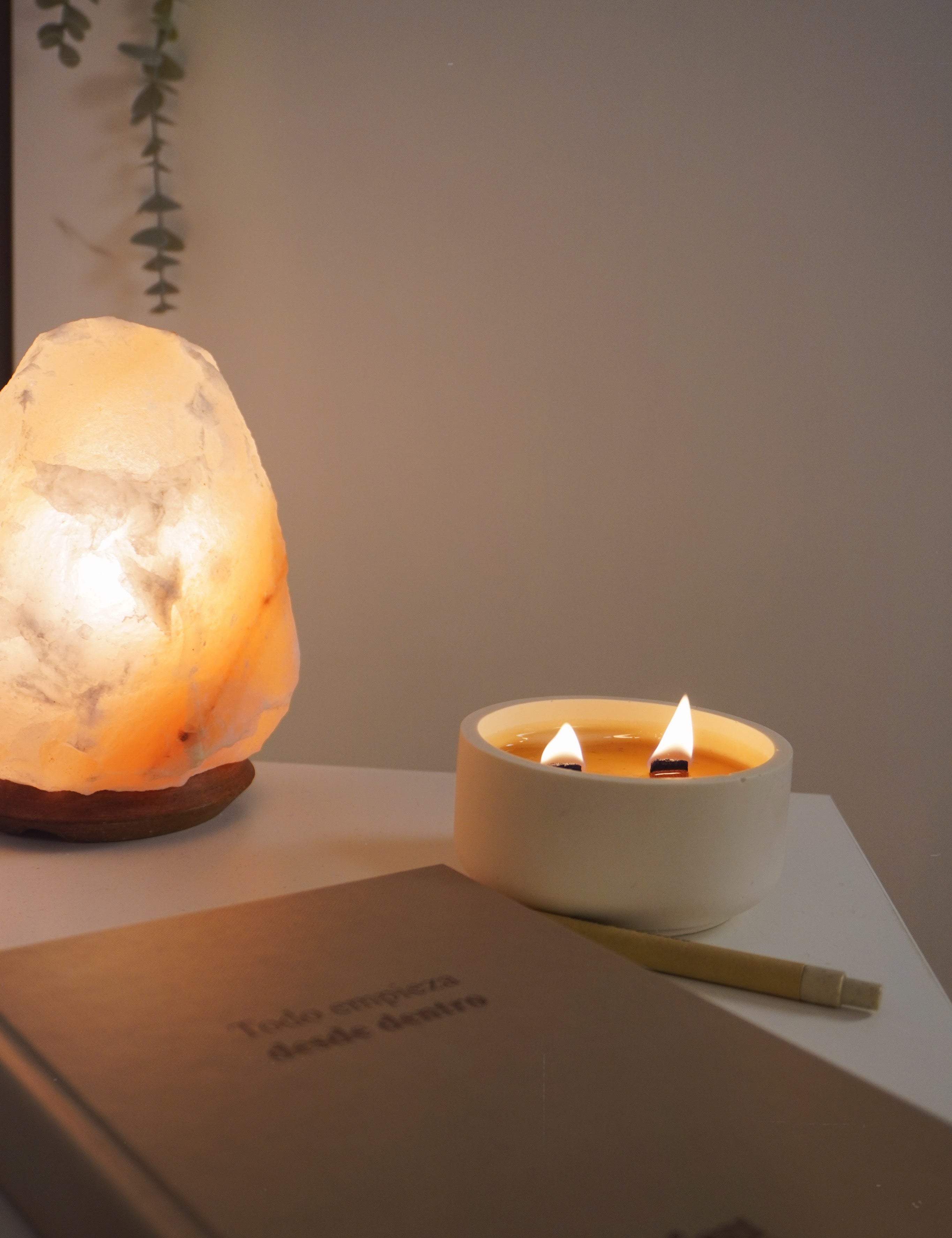 Este otoño crea tu refugio de paz y rituales con velas aromáticas