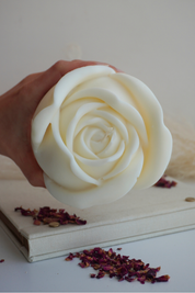 Vela en forma de rosa